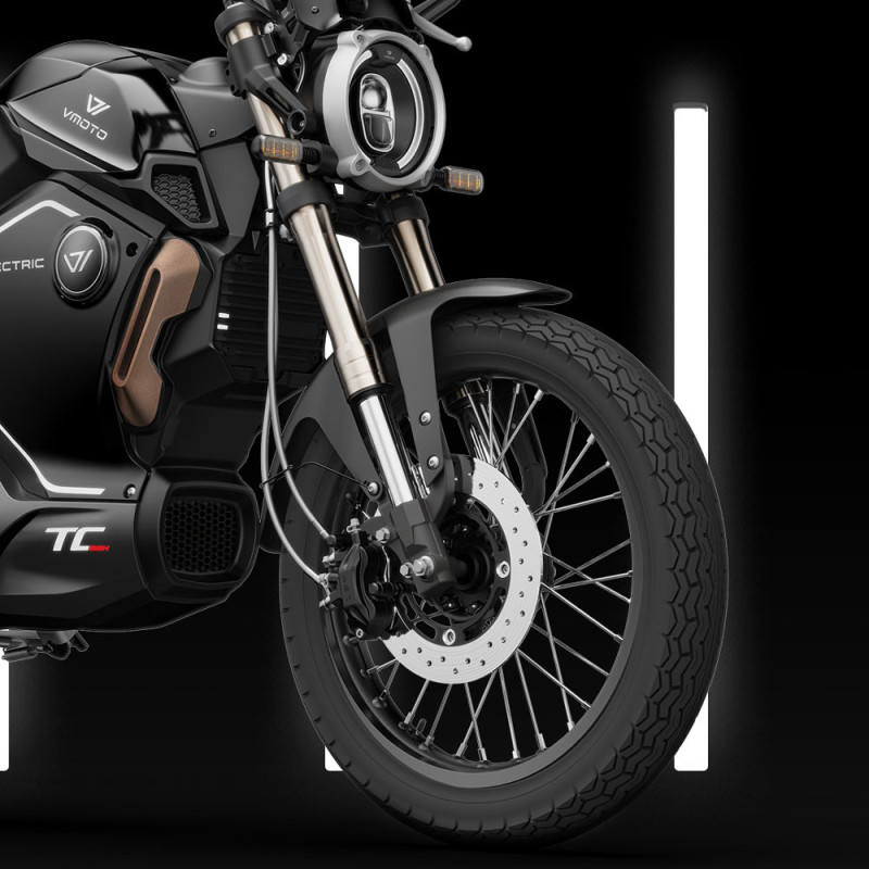TC MAX FULL BLACK 125 cm³